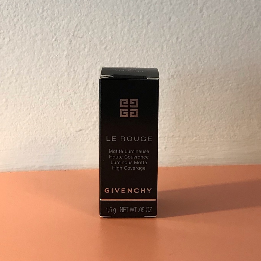 Mini Givenchy Le Rouge Luminous Matte Lipstick - NIB 1.5g Shade : L’Interdit - Picture 2 of 3